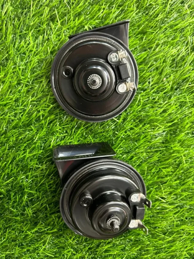 HELLA BLACK PEARL HORN
